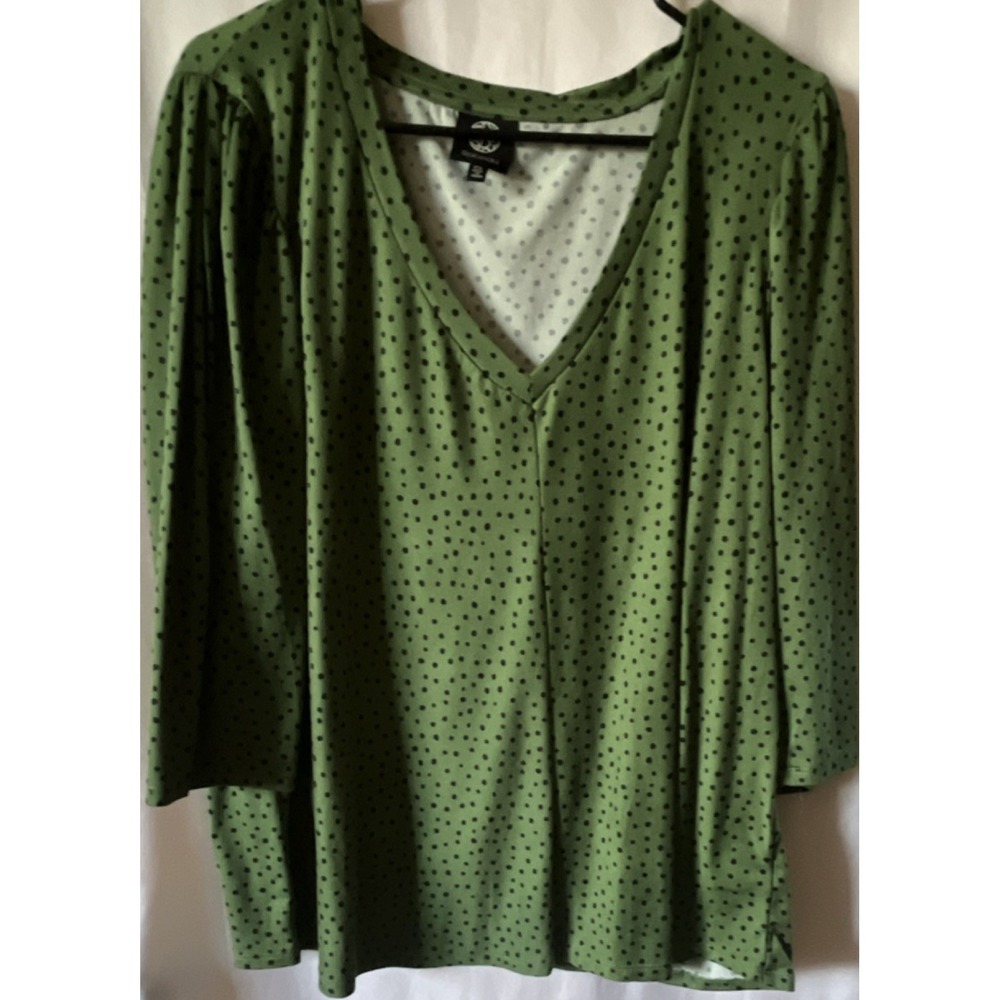 Bobeau Polka Dot V-Neck Green Black Long Sleeve Blouse 2X Plus